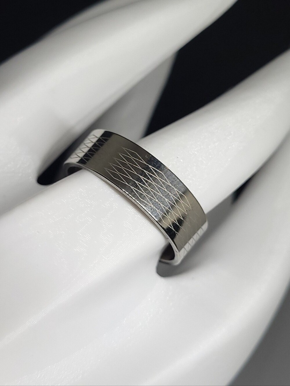 $1 | 11 | Diamond Faceted Wide Band Ring